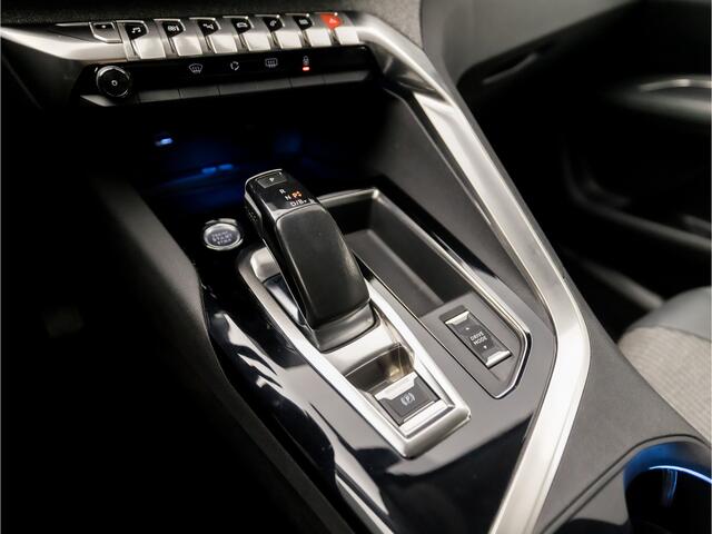 Peugeot 3008 1.6 HYbrid 225 Allure 225Pk Automaat (APPLE CARPLAY, STANDKACHEL, GROOT NAVI, CAMERA, XENON, DIGITAL COCKPIT, GETINT GLAS NIEUWSTAAT)