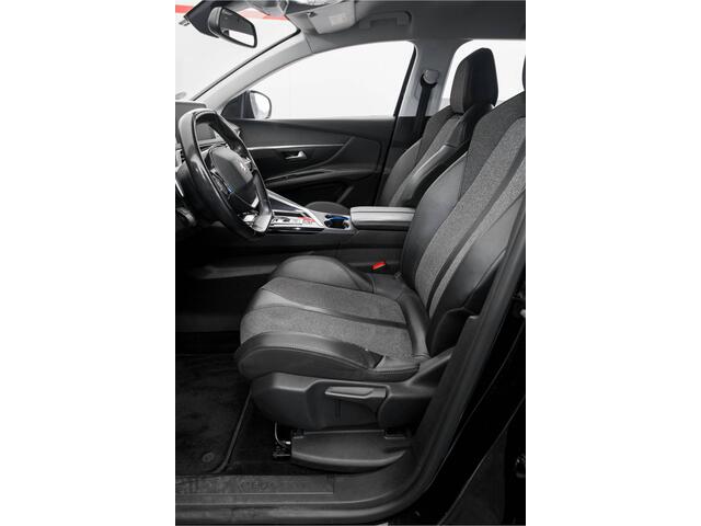 Peugeot 3008 1.2 PureTech Blue Lease Premium Trekhaak Camera Applecarplay Cruisecontrol