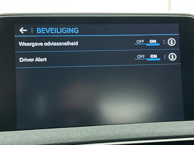 Peugeot 3008 130 PK PureTech Allure Pack Business | Rijklaar |