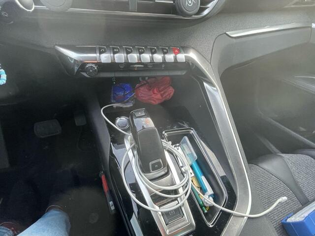 Peugeot 3008 PureTech Blue Lease Premium AUTOMAAT - COMING SOON