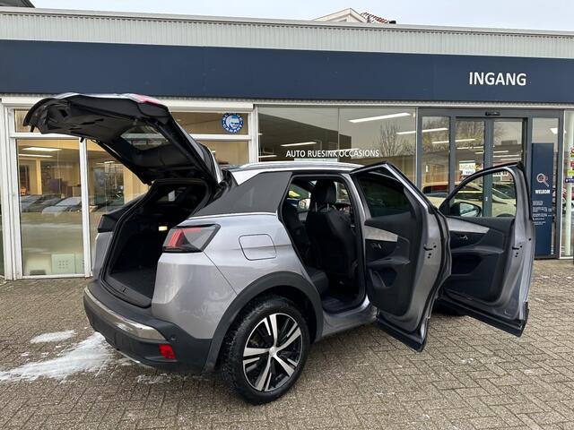 Peugeot 3008 1.2 HYBRID 136 GT