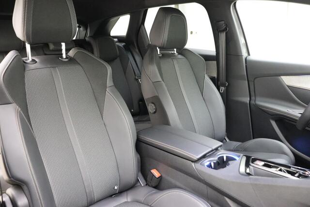 Peugeot 3008 1.2 PureTech GT | Stoelverwarming | Climate & Cruise Control | Camera | LMV | Dodehoek Sensoren |