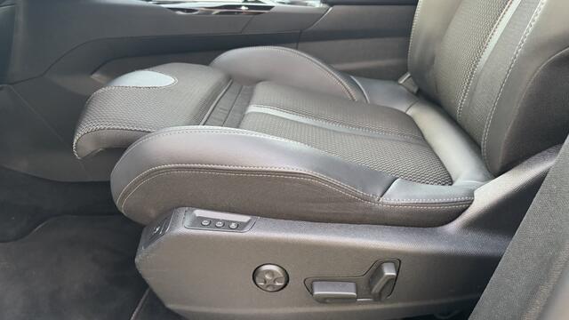 Peugeot 3008 1.6 HYbrid GT | Pano | Keyless | Camera | 19"LMV