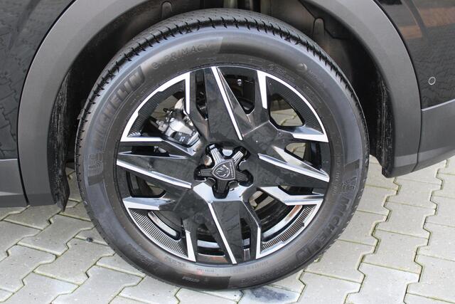 Peugeot 3008 1.2 Hybrid 145 GT Exclusive | Incl. 12 maanden garantie | Trekhaak | 360° camera | Apple CarPlay | Stoel en stuurverwarming | Focal audio | Zwarte hemel | Draadloos telefoon laden | Elektrische achterklep |