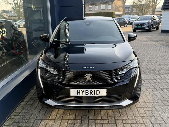 Peugeot 3008 1.6 HYbrid 180 PK Allure Pack Business | Plug In Hybride | Slechts 18.450 KM | Navigatie | LED Verlichting | Camera | Parkeersensoren V+A | Digitaal Dashboard | Keyless Entry | Dode Hoek Detectie |Lichtmetalen Velgen 18 Inch | Climate Control | Adaptieve