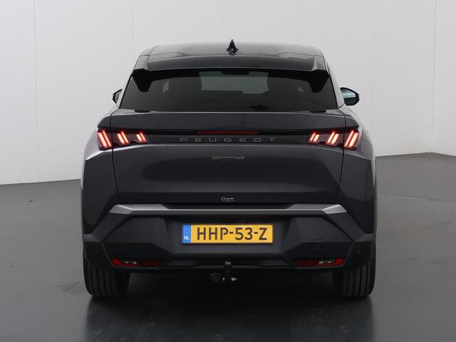 Peugeot 3008 1.2 Hybrid 136 Allure | Nieuw Model | Trekhaak | Camera | Apple CarPlay/Android Auto | LED | 19" Lichtmetaal | DAB | LED | Navigatie | Sportstoelen |