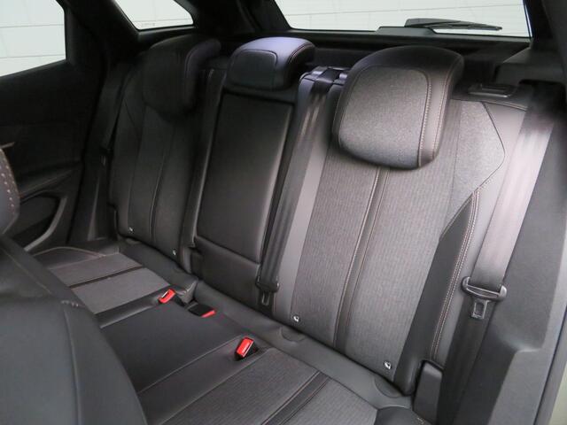 Peugeot 3008 TREKHAAK / 36.072 KM 1.6 e-THP GT Line