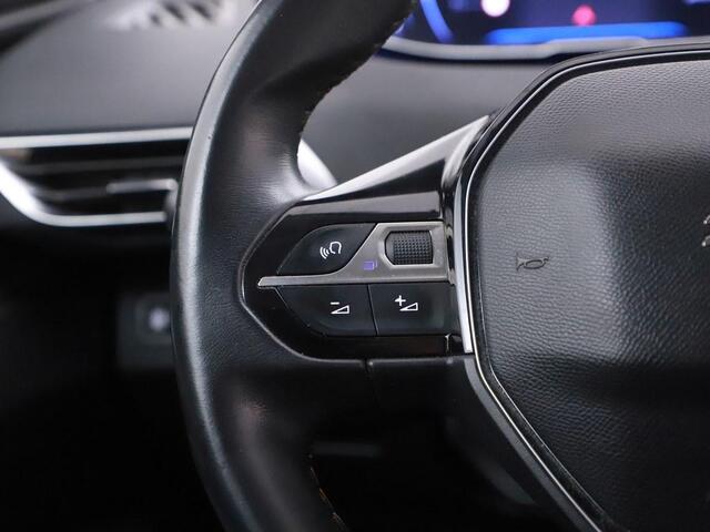 Peugeot 3008 1.2T 130pk Blue Lease Executive Trekhaak/Nav/Ecc