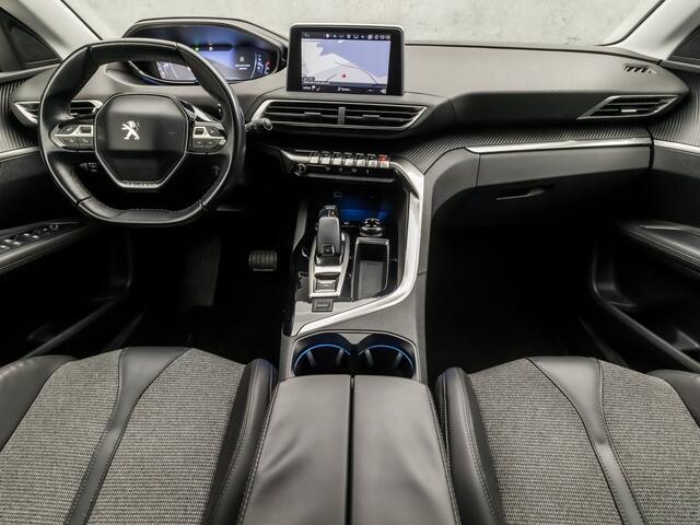Peugeot 3008 1.2 PureTech Allure Sport 131Pk Automaat (APPLE CARPLAY, GROOT NAVI, LEDER, 360 CAMERA, SPORTSTOELEN, KEYLESS, LED KOPLAMPEN, GETINT GLAS, NIEUWSTAAT)