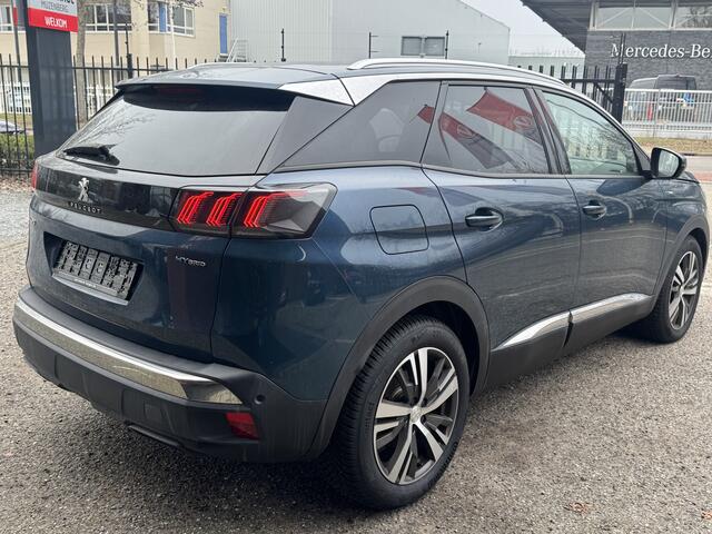 Peugeot 3008 1.6 HYbrid 225 Allure // NAVI // CAMERA // ADAPTIVE CRUISE // CLIMA // DODEN HOEK SENSOR // STOELVERWARMING //