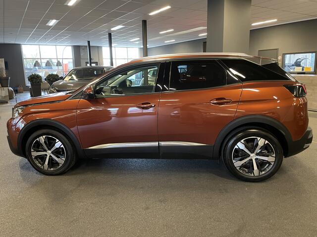 Peugeot 3008 1.2 PureTech Allure Automaat EAT8 Navigatie-Climate control-Parkeersensoren