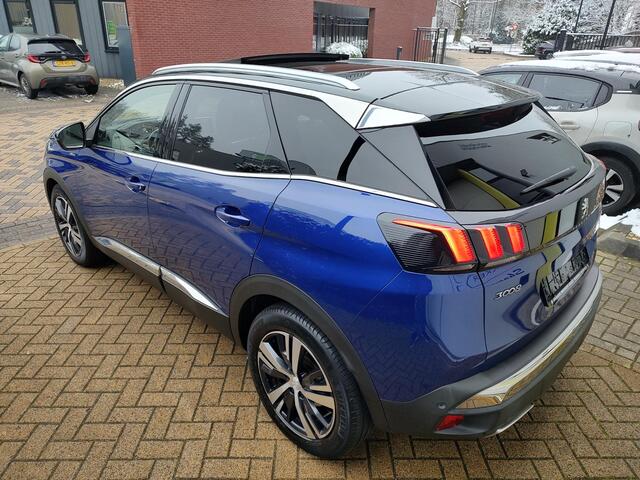 Peugeot 3008 1.2 PureTech GT Line Panorama/ Schuifdak Led Navigatie Memory Stoelverwarming Dodehoek-Assist 360-Camera