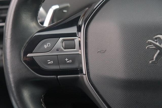 Peugeot 3008 1.2 PureTech 130pk EAT8 Allure | Navi | App Connect | Climate | Cruise | Camera | PDC | Trekhaak