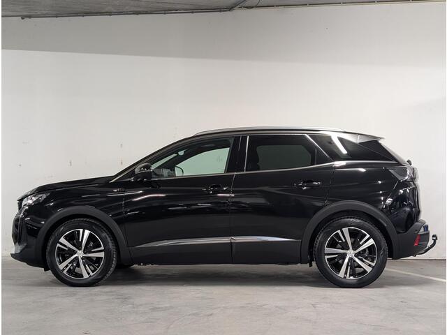Peugeot 3008 GT 1.2 Turbo EAT8 | SCHUIF/KANTELDAK | TREKHAAK | ALCANTARA | ADAPTIVE CRUISE | STOELVERW. | ALL-SEASON BANDEN | NAVI | CAMERA