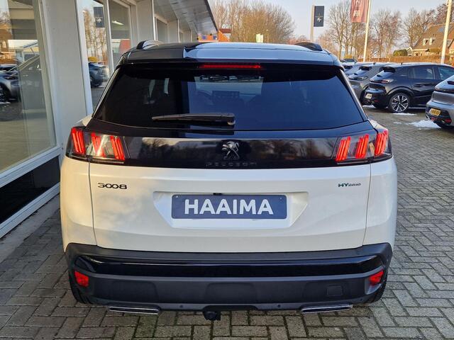 Peugeot 3008 1.6 HYbrid 225 GT | Navigatie | Achteruitrijcamera | Dodehoek sensoren | Parkeersensoren V+A | Verwarmbare voorstoelen