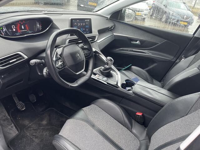 Peugeot 3008 1.2 PureTech GT Line Carplay / Led / Cruise / Clima / Lmv