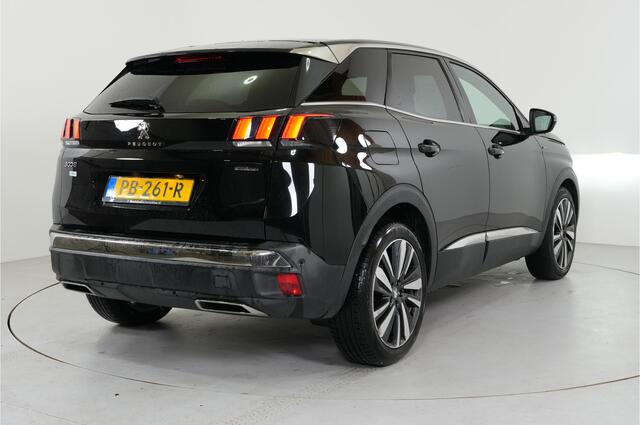 Peugeot 3008 1.2 PureTech GT Line | Trekhaak | Camera | Keyless | Apple/Android | El. Achterklep |