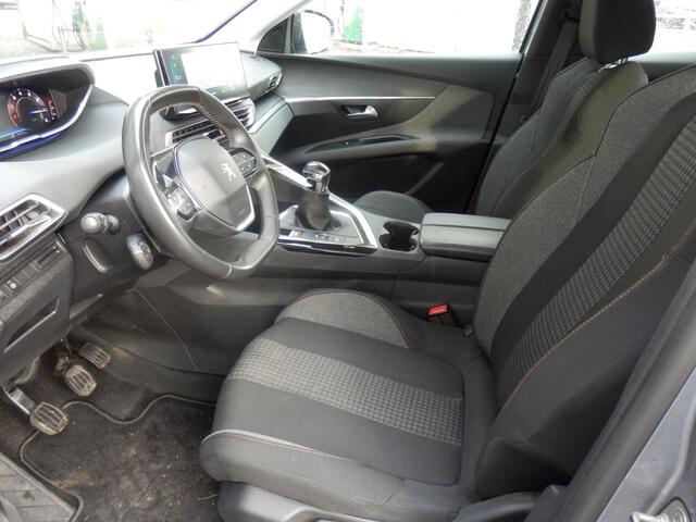 Peugeot 3008 1.2 PT Active Pack Business I Carplay I Nav. I Trekhaak I