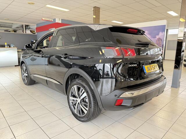 Peugeot 3008 1.2 PureTech 8EAT Allure *NAVI*APP*LED*CAM*18LM*