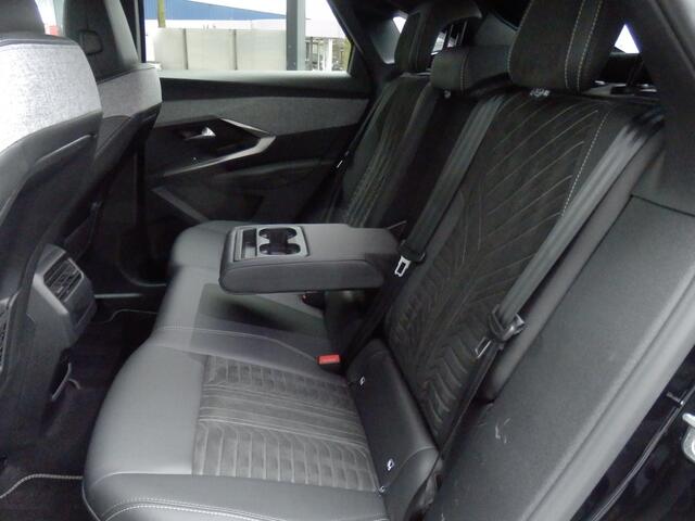 Peugeot 3008 1.2 Hybrid 136 GT