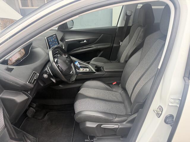 Peugeot 3008 1.2 PureTech Crossway Automaat Bj 2020 Navi,18Inch,Clima,Cruise Hoge Zit !!