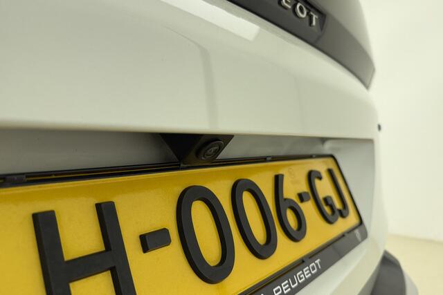 Peugeot 3008 1.6 HYbrid4 300 Première Pack Avantage Design Lederen Stoelen l Elektrisch + Memory + Massage/Verwarmbaar l Schuif-Kanteldak l Camera l PDC l Trekhaak l Apple Carplay/Android Auto l Elektrische kofferbak l Adaptive Cruise l Climate Control l DAB l Draadlo