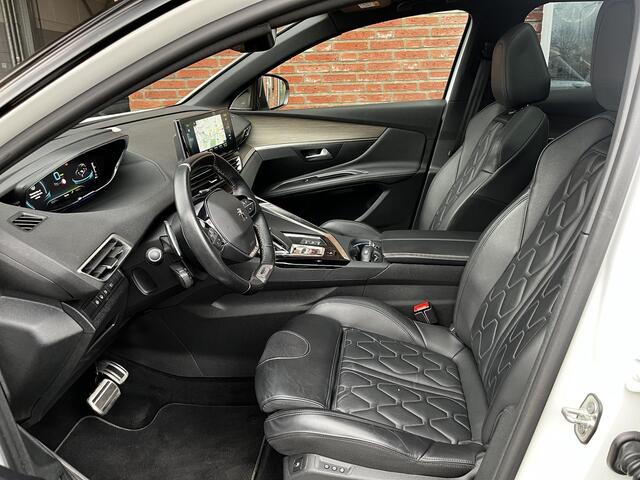 Peugeot 3008 GT Pack 1.6 PHEV HYbrid4 300pk 4x4 e-EAT8 | NAPPA LEDER | FOCAL AUDIO | BLACK PACK | PANODAK | TREKHAAK | STOELMASSAGE | FULL LED | TWO-TONE! | ISOFIX |