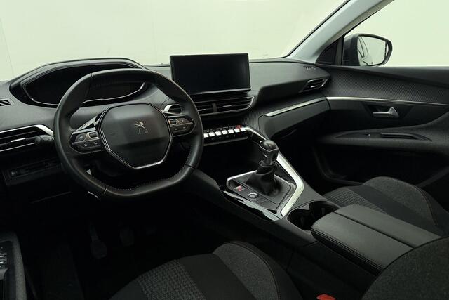 Peugeot 3008 1.2 PureTech Active 130 PK | Trekhaak | Cruise Control | Climate Control | Camera Achter | Navigatie