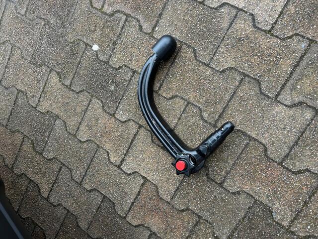 Peugeot 3008 1.2 PureTech Executive navi,camera.leder,stoel verwarming