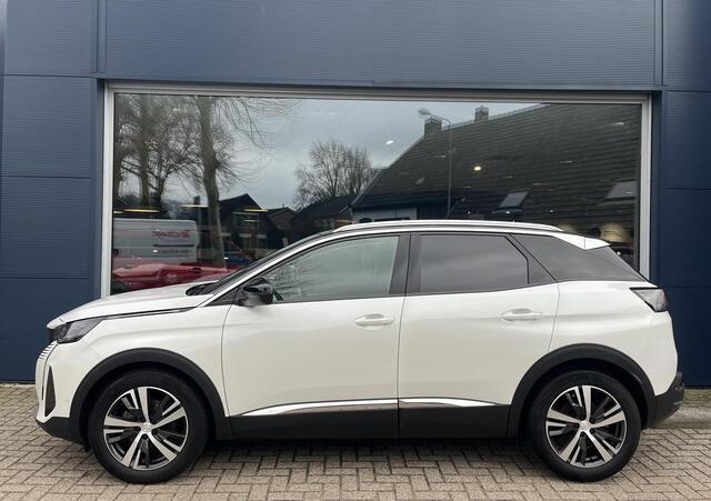 Peugeot 3008 1.2 Turbo 130 PK | GT Zwart Dak | Trekhaak 1450 KG | 1e Eigenaarsauto | Volledig Dealer Onderhouden | Navigatie | Stoelverwarming | Achteruitrijcamera | Elektrische Kofferklep | Dode Hoek Signalering | Climate Control | Cruise Control | Keyless Entry & St