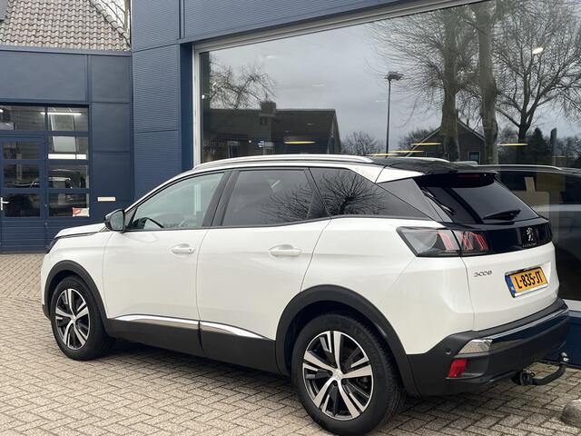 Peugeot 3008 1.2 Turbo 130 PK | GT Zwart Dak | Trekhaak 1450 KG | 1e Eigenaarsauto | Volledig Dealer Onderhouden | Navigatie | Stoelverwarming | Achteruitrijcamera | Elektrische Kofferklep | Dode Hoek Signalering | Climate Control | Cruise Control | Keyless Entry & St
