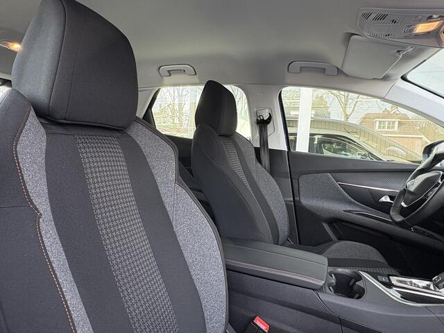 Peugeot 3008 1.2T Automaat Active | Achteruitrijcamera | Navi | Stoelverwarming | Trekhaak | Dealeronderhouden | Weinig kilometers | Digitale cockpit | Zeer nette staat!