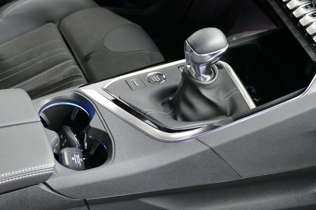 Peugeot 3008 1.2 130pk GT Half Leer, StoelVerw, Camera, Adap Cruise, 19"LMV, Elek Klep,