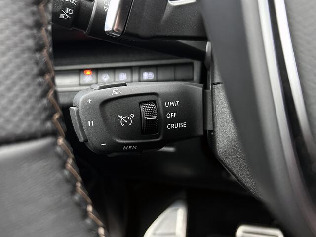 Peugeot 3008 Plug-in Hybrid 225 pk Automaat GT | Rijklaar | Panoramadak | Focal Audio | Elektrische achterklep |