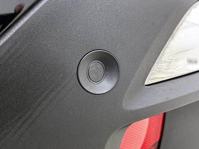 Peugeot 3008 Plug-in Hybrid 225 pk Automaat GT | Rijklaar | Panoramadak | Focal Audio | Elektrische achterklep |