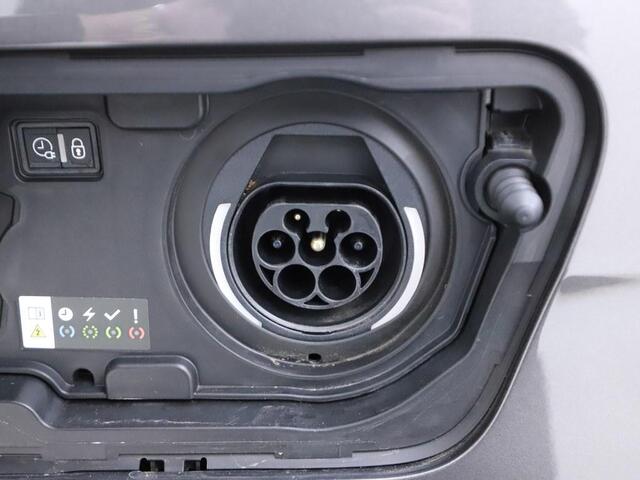 Peugeot 3008 1.6 HYbrid4 Automaat 300pk Blue Lease GT Trekhaak/H.Leder/Nav/Carplay/Focal/Winterpakket