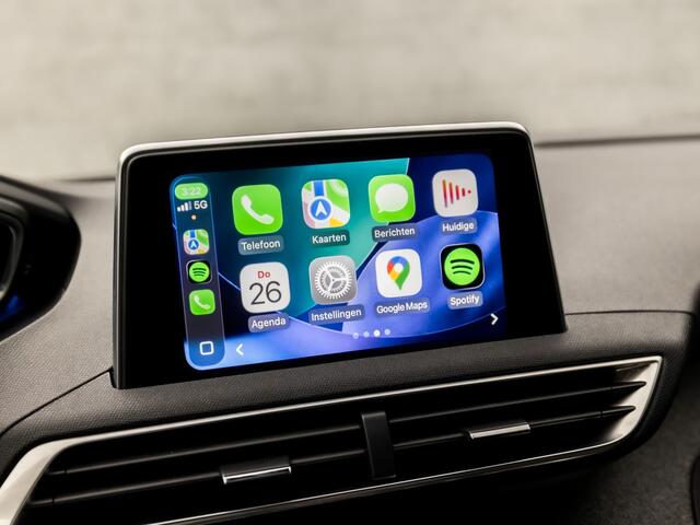 Peugeot 3008 1.2 PureTech Allure Sport Automaat 131Pk (APPLE CARPLAY, PARELMOER, GROOT NAVI, LEDER, GETINT GLAS, PARKEERSENSOREN, SPORTSTOELEN, CRUISE, LANE ASSIST, NIEUWSTAAT)