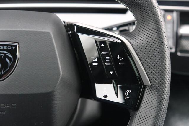 Peugeot 3008 1.2 Hybrid 145pk e-DCS6 GT | Navi | App Connect | Panoramadak | Focal Audio | Alcantara | Camera | Elektrische Achterklep | Winter Pakket