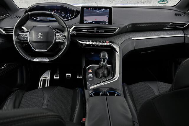 Peugeot 3008 1.2 PureTech GT Line | Nieuwe motor | Trekhaak | Half leder | Panoramadak | Camera