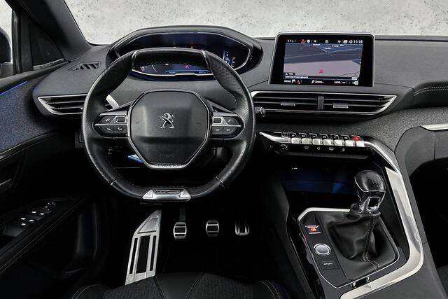 Peugeot 3008 1.2 PureTech GT Line | Nieuwe motor | Trekhaak | Half leder | Panoramadak | Camera