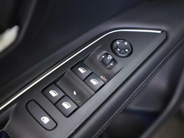 Peugeot 3008 1.2T 130pk Allure Pano/Trekhaak/H.Leder/Nav