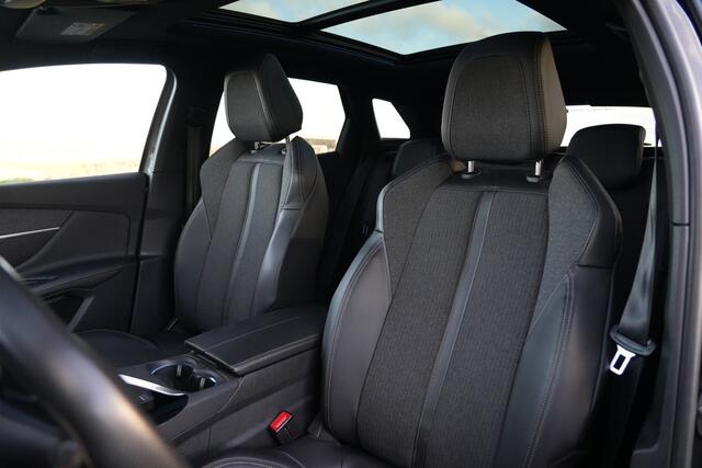 Peugeot 3008 1.6 e-THP GT Line 165pk Panoramadak/Stoelverwarming/Camera