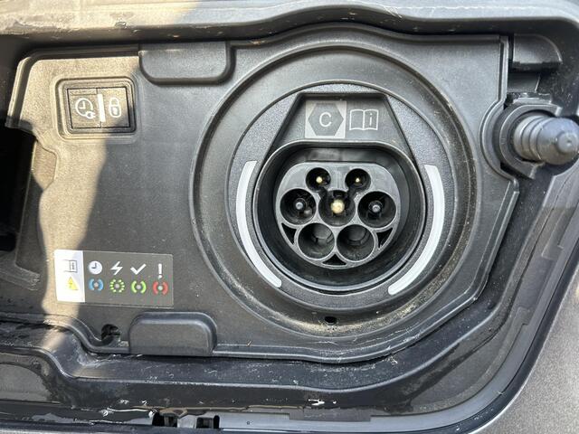 Peugeot 3008 1.6 HYbrid 225 GT PHEV| BLACK OPTIC| ELEK. STOEL + MEMORY| MASSAGESTOELEN| FOCAL AUDIO| STOELVERWARMING| CAMERA VOOR+ ACHTER| ADAPTIVE CRUISE CONTROL| DODE HOEK SENSOR| ELEK. ACHTERKLEP