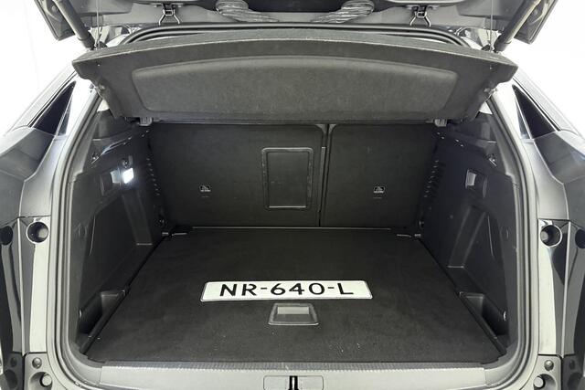 Peugeot 3008 1.2 PureTech Première | Apple carplay/Android auto | Panoramadak | Grootlichtassistent | Navigatie | Lichtmetalen velgen 19'' |