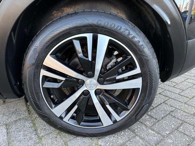 Peugeot 3008 1.6 HYbrid 225 GT | Navi | Camera | Cruise | 49.938 km Dealeronderhouden