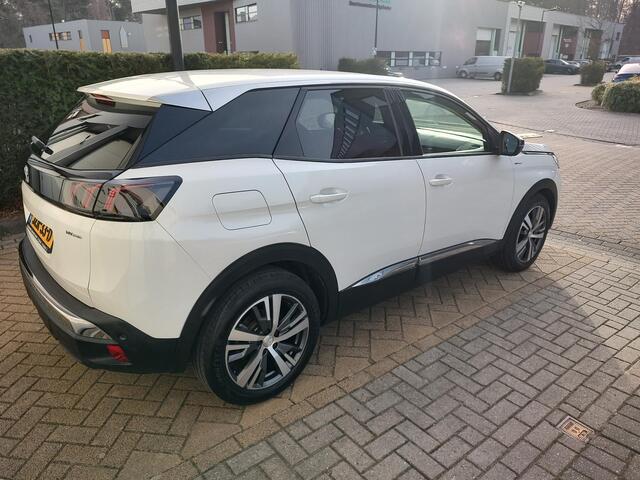 Peugeot 3008 1.6 HYbrid 225 Allure Pack Business Adap-Cruise Navi Camera Led