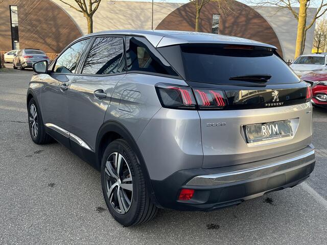 Peugeot 3008 1.6 HYbrid 225 Allure Pack Business 17.000 KM | UNIEKE KM-STAND | PLUG-IN HYBRIDE | GROTE BEURT GEHAD | RIJKLAAR GELEVERD INCL. 12 MND BOVAG GARANTIE |