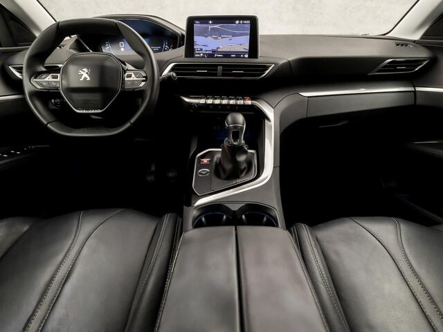 Peugeot 3008 1.2 PureTech Premium GT Sport (APPLE CARPLAY, PARELMOER, LEDER, 360 CAMERA, KEYLESS, SPORTSTOELEN, TREKHAAK, GETINT GLAS, ZWART DAK, NIEUWE APK, NIEUWSTAAT)