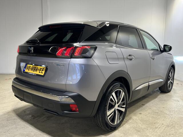 Peugeot 3008 1.6 plug-in Hybrid Allure | Android Auto/Apple Carplay | LM Velgen 19" | Achteruitrijcamera + PDC Achter | Cruise Control | DAB | Airco | Getint Glas Achter |