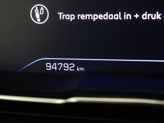 Peugeot 3008 1.2 PureTech GT Line | Schuifdak | Leder | Massage | Trekhaak |